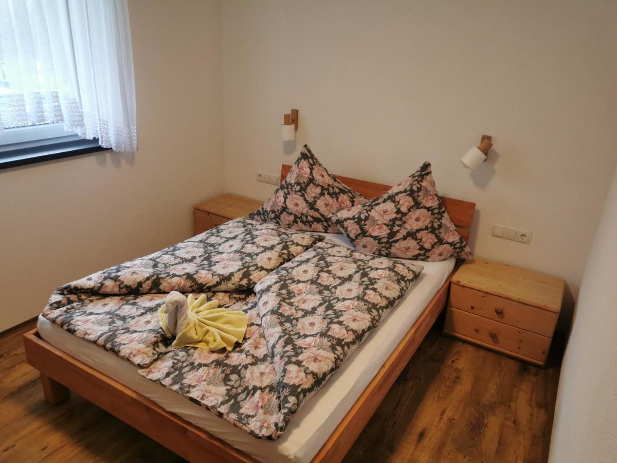 Apart Emilia Schonwies Екстер'єр фото